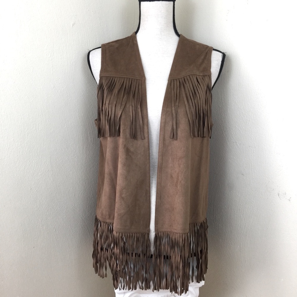 N Touch petite faux suede vest. Brown. Sz PM.